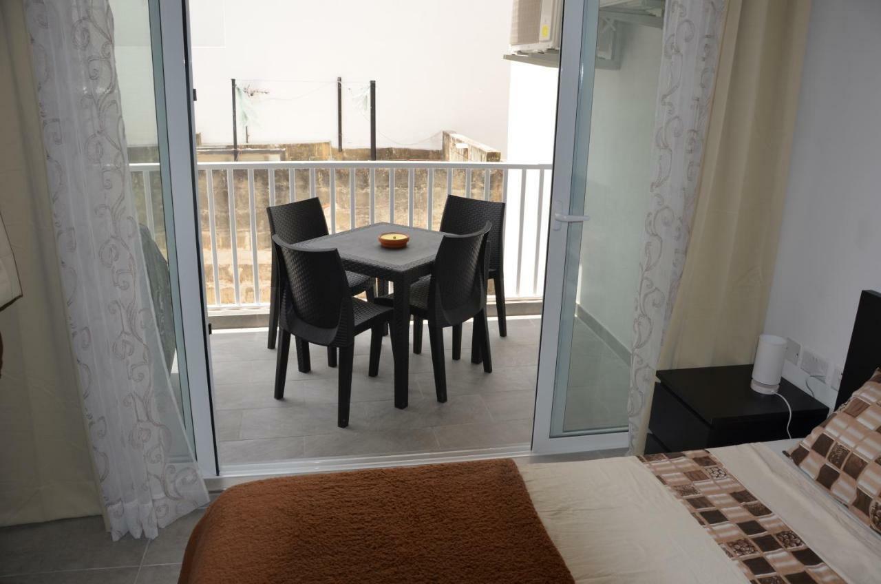 Pilgrim'S Rest Apartments Gzira Exterior foto